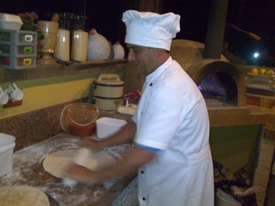 Pizzaiollo em Domicílio GILBERTO QUEIROZ
