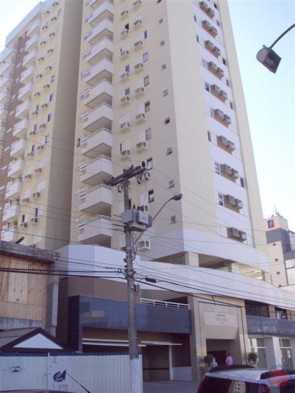 Ed. Bellano-bairro Centro (ao lado do planeta kawazaki em Criciúma).