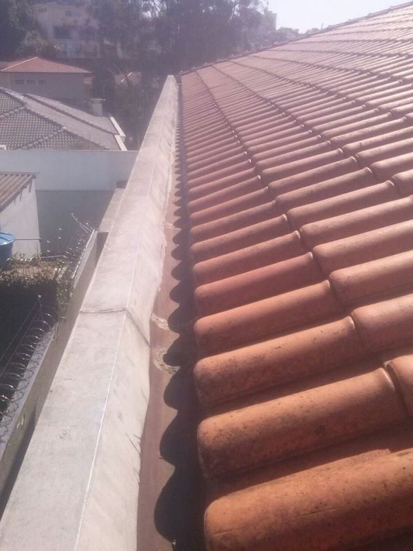 Telhadista, calhas e rufos