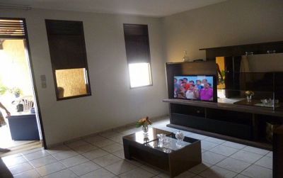 Ótima Casa em Ponta Negra