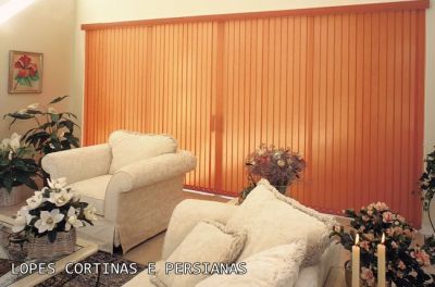 LAVAGEM DE CORTINAS E PERSIANAS