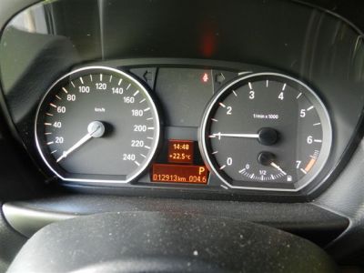 BMW 118i - PRETA - 2010