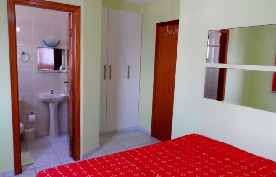 Cód. M008 Frente ao mar alto padrão 2 dormitórios c/ piscina