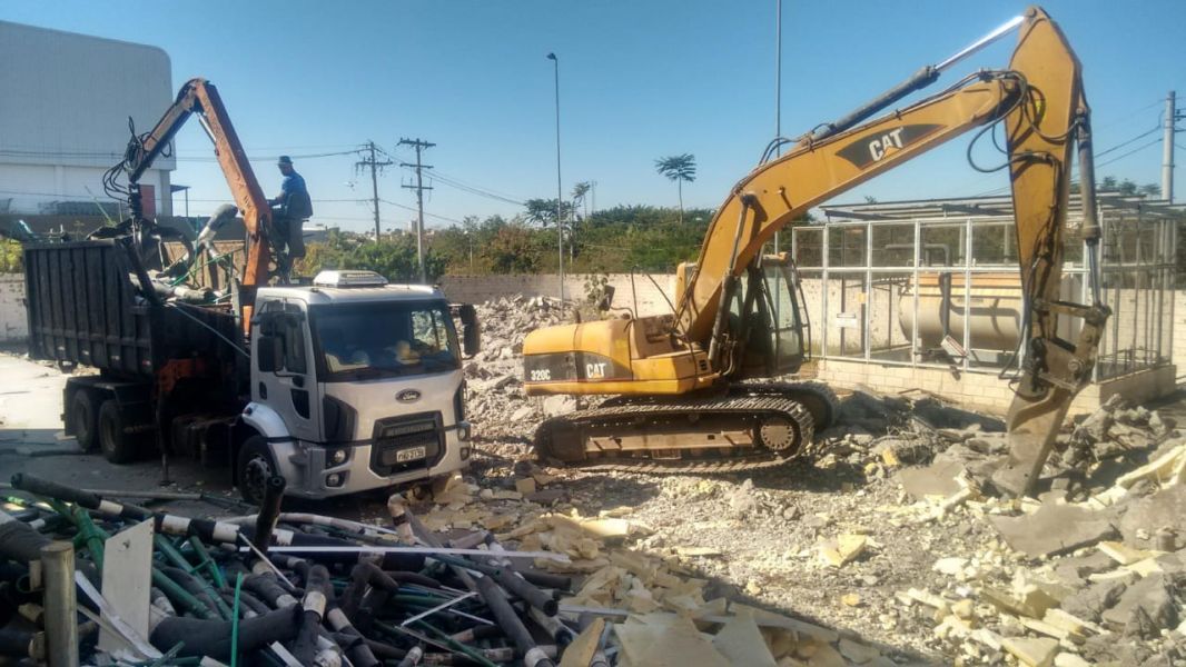 Demolidora vieira  21 964085019