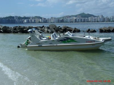 Lancha trimaram motor 70 hp