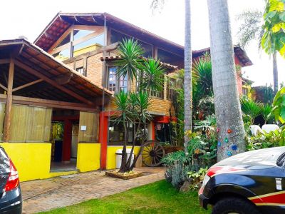 PROCURANDO UM LUGAR PARA MORAR OU PARA TEMPORADA?