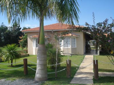 LINDA CASA EM CONDOMÍNIO - NINHO VERDE I