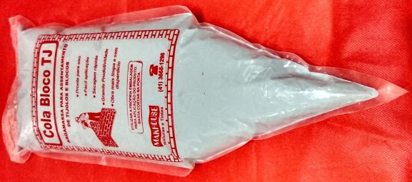 Cola Bloco e Tijolos TJ Makhouse