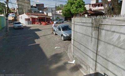 Salvador-Ba, Brasil, Itapuã: VENDO CASA 1º ANDAR R$145.000,00