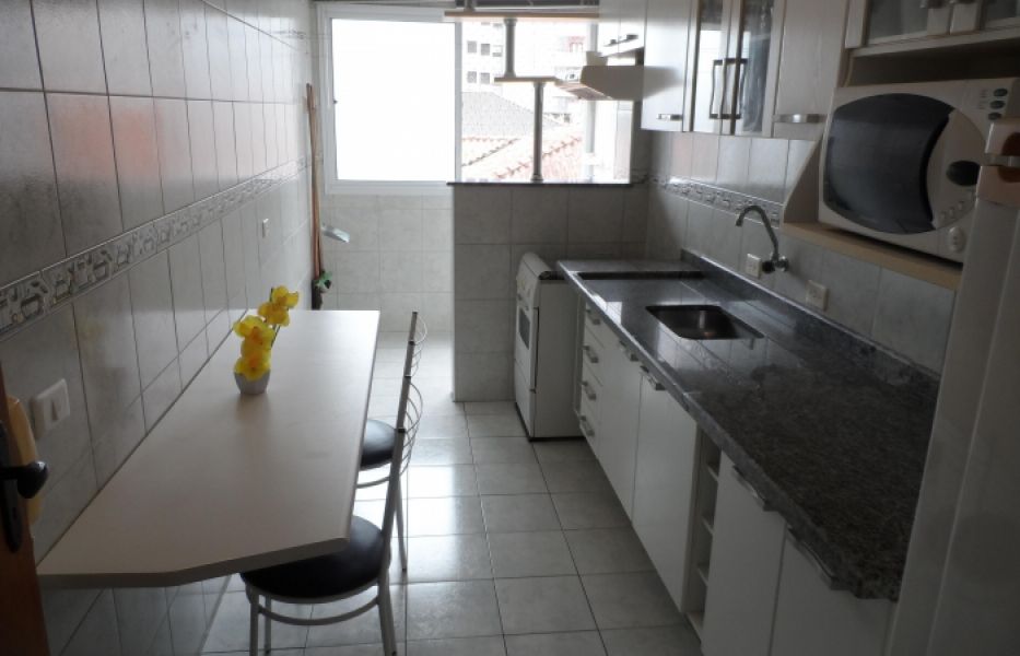 Cód. A016 Frente ao mar até 6 pessoas com churrasqueira 1 dormitório