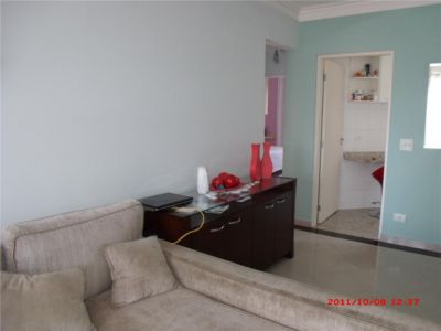 VENDO EXELENTE APARTAMENTO VILA FORMOSA