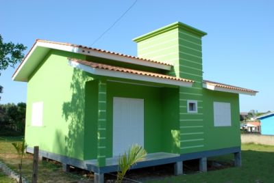 VENDO CASAS DE ALVENARIA EM CRICIÚMA