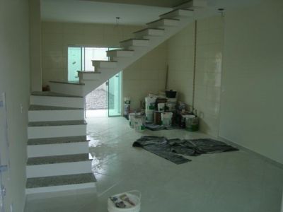 SOBRADOS EM CAMBORIU COM 02 QUARTOS  R$ 135 MIL