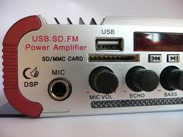 Amplificador com FM USB SD Karaokê entrada para Microfone CD DVD etc.