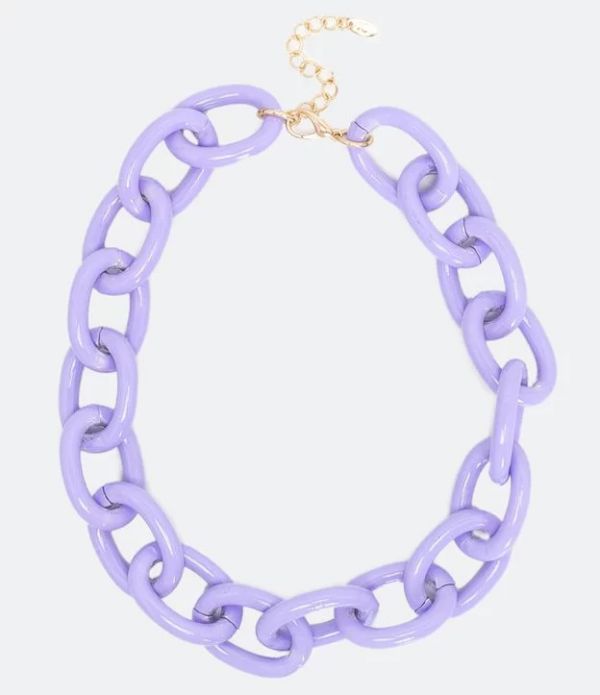 Maxi colar com elos de metal pintado roxo