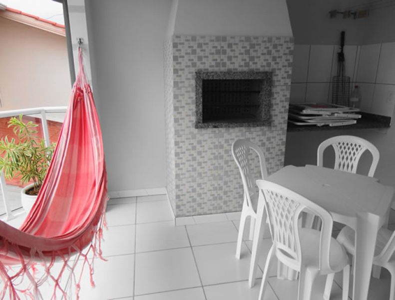 Alugo CASA/AP para Temporada na Praia da Pinheira, Guarda do Embaú - SC