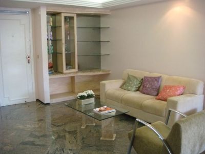 APARTAMENTO NO BAIRRO DIONISIO TORRES