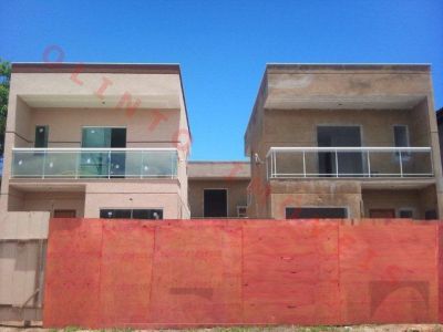 Olinto Imóveis vende Duplex 3 qts no Costazul em Rio das Ostras