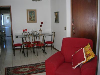 BALNEÁRIO CAMBORIÚ, EXCELENTE APTO DE DUAS SUÍTES 