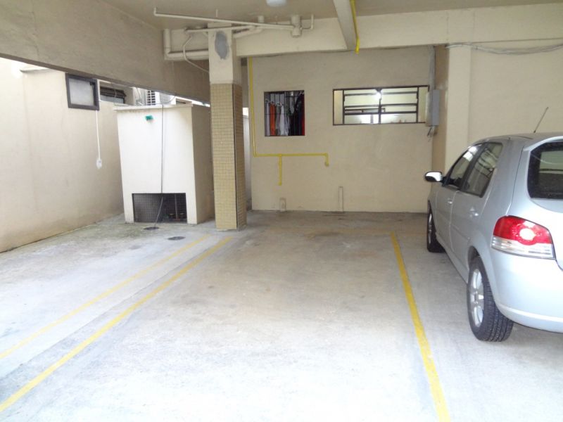 Aptº. c/ 01 Dormitório Garagem Escriturada - Bairro Cristal