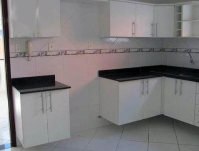 Casa em condomínio fechado a venda em Buraquinho, Lauro de Freitas, Bahia