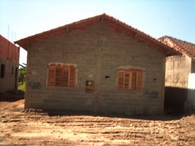 CASAS E SOBRADOS SEMI ACABADOS - MONGAGUA - SP - LITORAL SUL