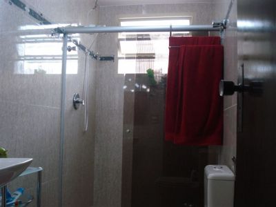 Casa estilo colonial churrasqueira pisncina espaço gourmet adega garagem 5 carros