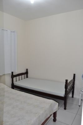 ALUGO PARA TEMPORADA EM SANTA CATARINA - PRAIA DA PINHEIRA, GUARDA DO EMBAU, PROXIMO A FLORIPA