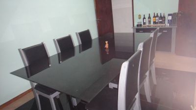 Linda casa à venda perto do Parque Tingui