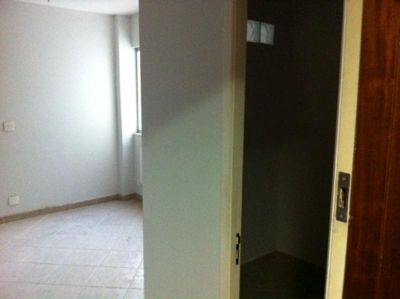 IM102-02S Sla Comercial com 23m² em Nova Iguaçu