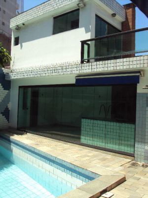 CASAS - SOBRADOS E SOBREPOSTAS 