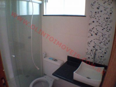 Olinto Imóveis vende Triplex 3 qts no Ouro Verde em Rio das Ostras