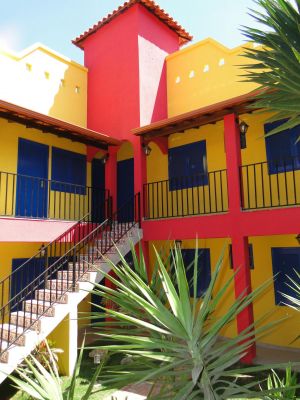 ALUGO SUÍTES PARA TEMPORADA OU MORADIA