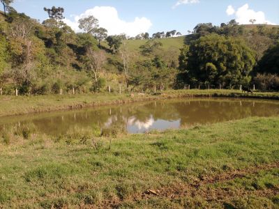 sitio em camanducaia mg