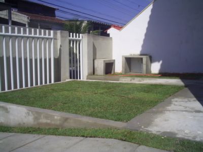 Ótima Casa Duplex em Condomínio fechado