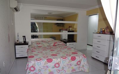 BELÍSSIMA CASA EM NOVA PARNAMIRIM