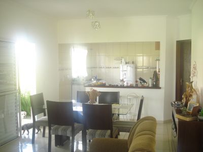 Linda Casa no Ninho Verde I