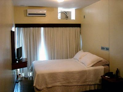 Apartamento a venda em Salvador Bahia, Ondina Apart-Hotel