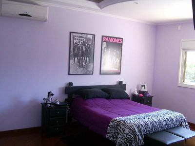 CASA  VALINHOS - ALTO PADRÃO AO LADO DO COLEGIO PORTO SEGURO (19)7814-4377