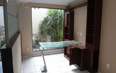 Ótimo Ponto Comercial á Venda em Tirol