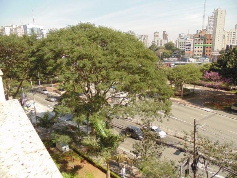 Conjunto comercial duas salas em uma, proximo ao metro Paraiso