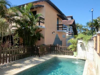 ALUGO CASA NA PRAIA FRENTE AO MAR