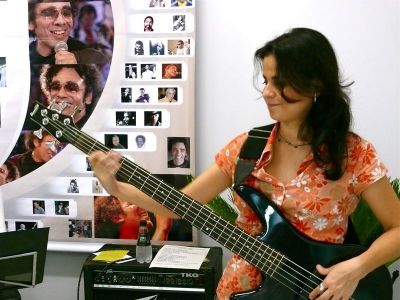 Aulas de Baixo elétrico