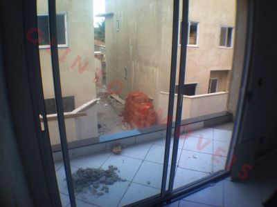 Olinto Imóveis vende Duplex 3 qts no Ouro Verde em Rio das Ostras