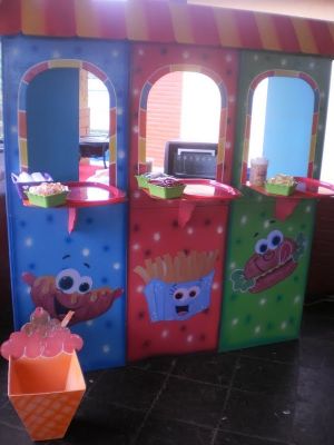 CASINHA DE LANCHES, CREPES E CHURROS.