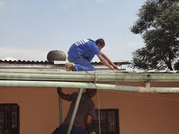 Reparo e conserto de telhados, calhas e rufos 