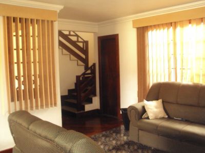 Vende-se Casa duplex