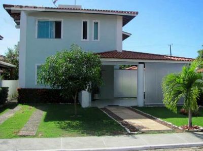 Casa em condomínio fechado a venda em Lauro de Freitas, Bahia