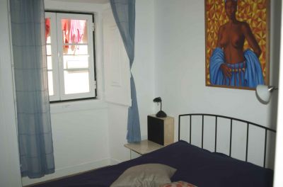 T1 – Bairro típico de Lisboa / Pena /Campo Santana- Portugal