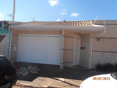 Excelente Casa em Araras Interior de SP